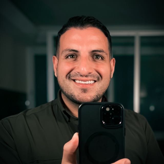 Josué Quirós Vega