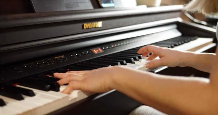 Piano room with Maggs