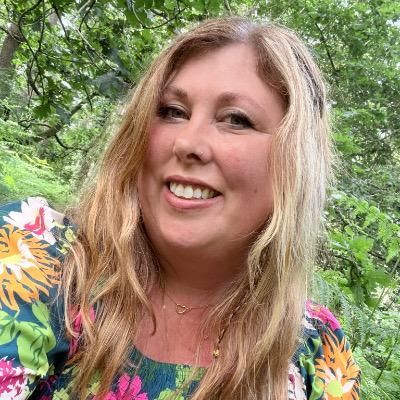 Amy Leach