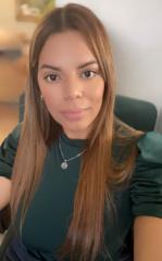 Elizabeth Cruz