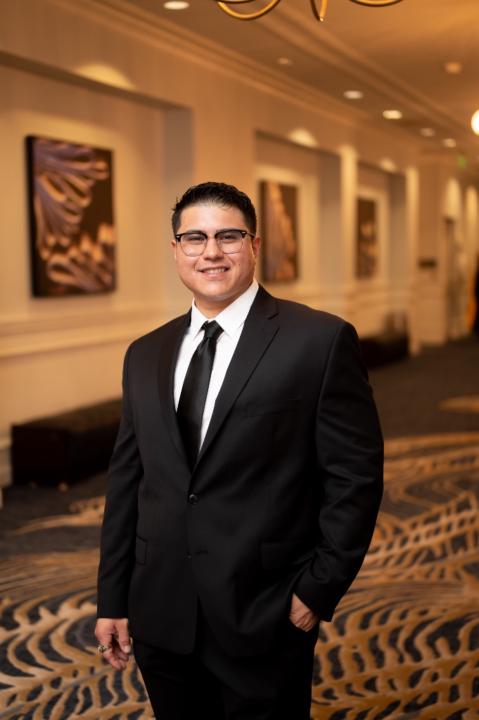 Andrew Ponce