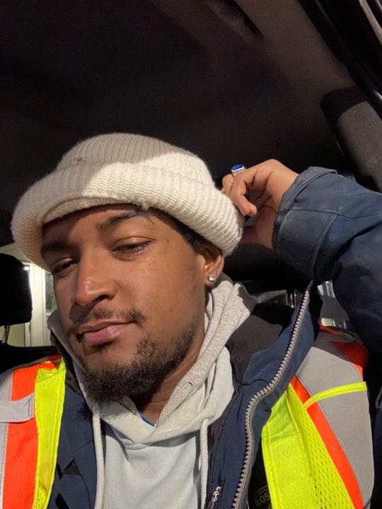 Larry Mackenley Moneus