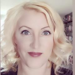 Rayna Dennis