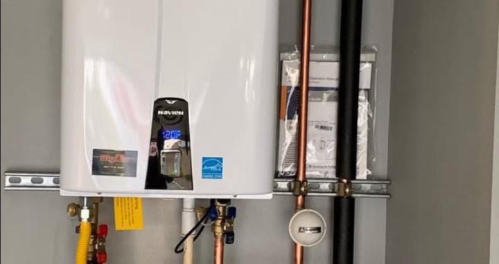 Home owner plumbing repair 