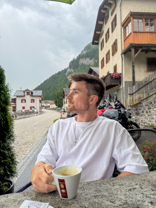 Today is my 50th country visited. Had to be Switzerland 🇨🇭