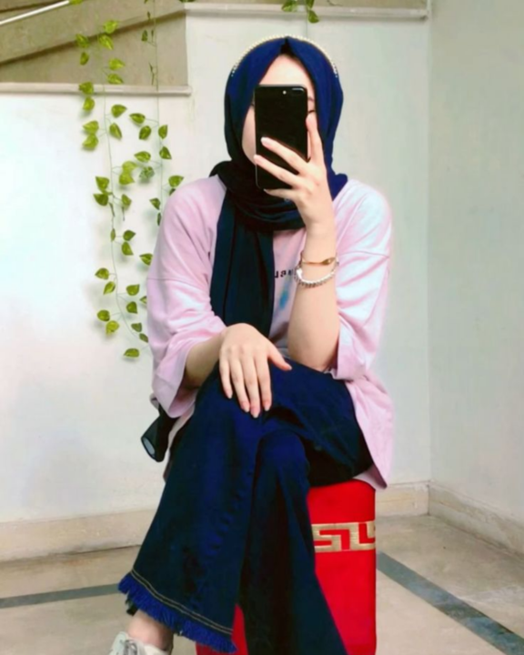 A Quick Hello From Sofia Shahbaz👋