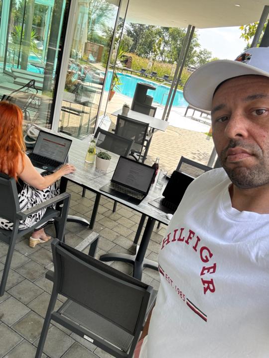 Have you ever faced this problem on LinkedIn?