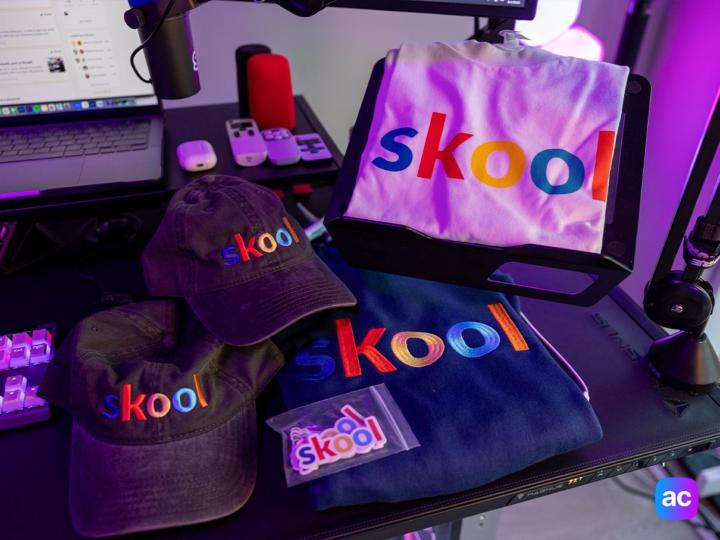 A community giveaway is happening today! 🎁 