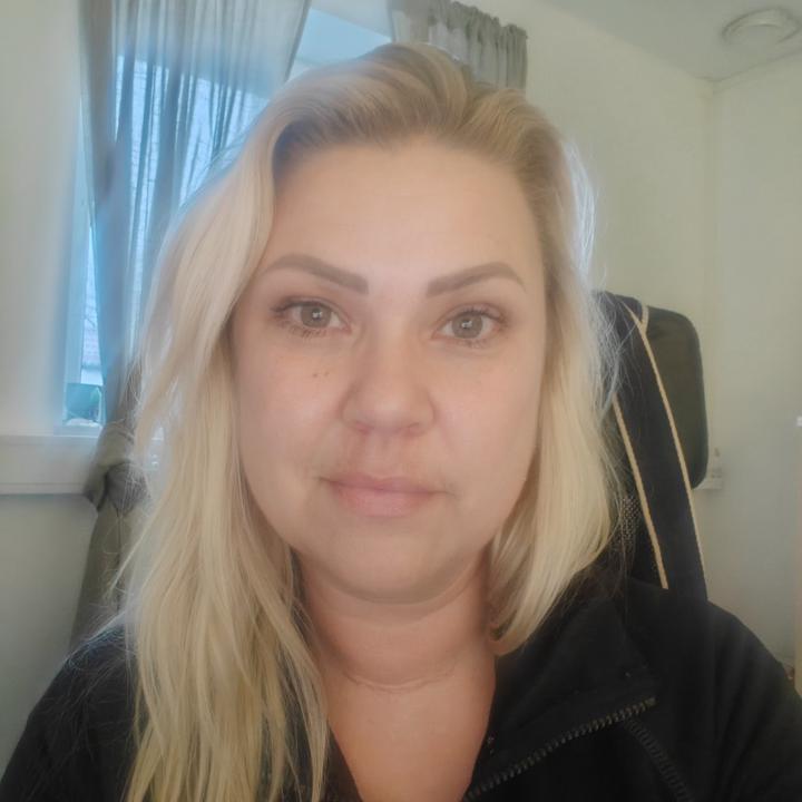 Caroline Esbjörnsson