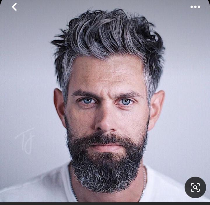 Daniel Ro
