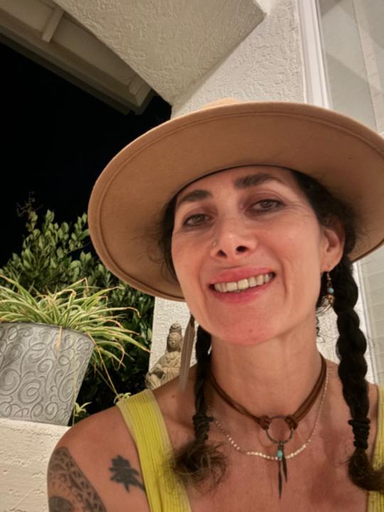 Ayah Serrins