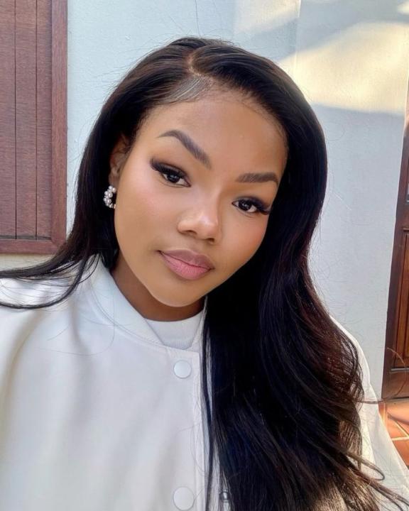Amahle Amogelang