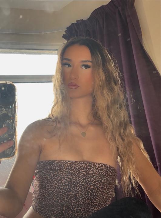 Chloe Knight