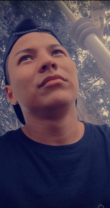 Leyber Narvaeaz
