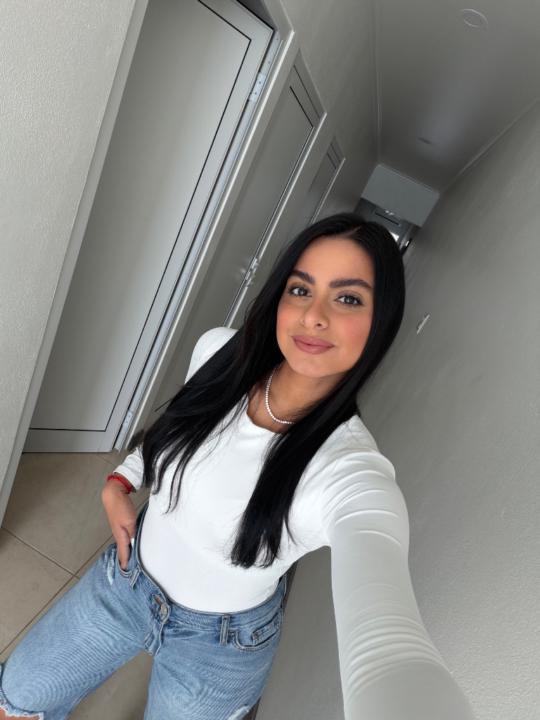 Jenzully Lopez