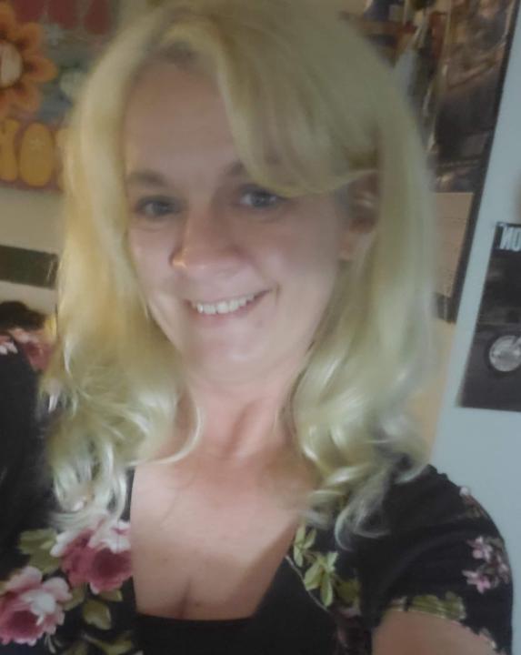 Candida Bivens