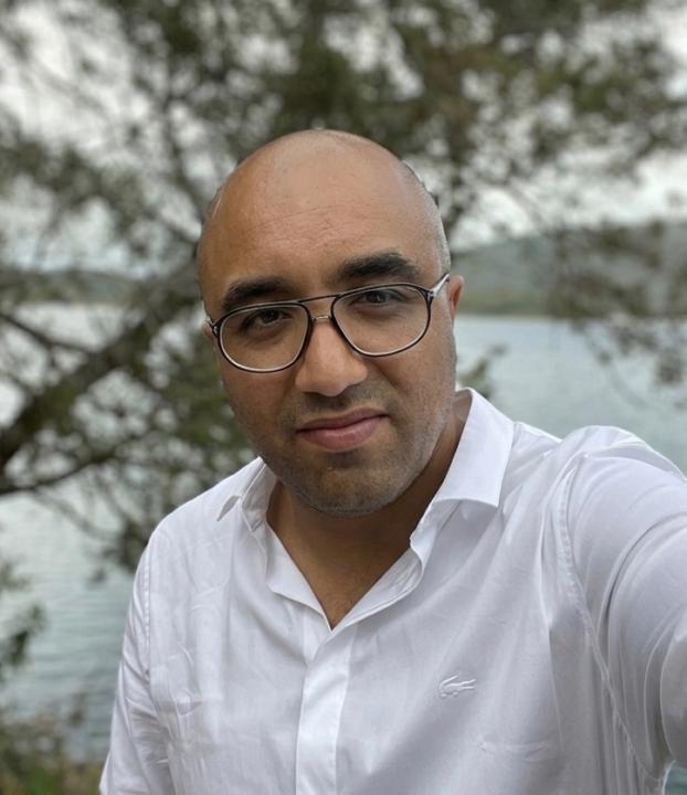 Snoussi Hakim