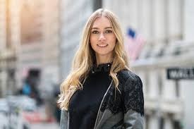 Luna. Emma