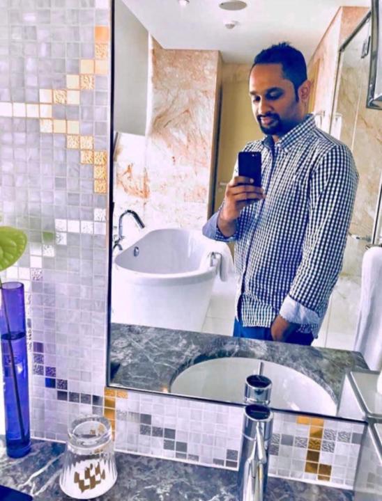 Robin Dsouza