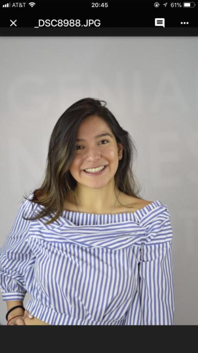 Clau Cruz