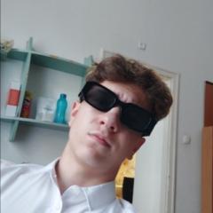 Aron Asztalos