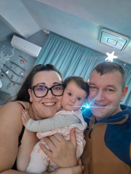 Varga-Tomecskó Nóra