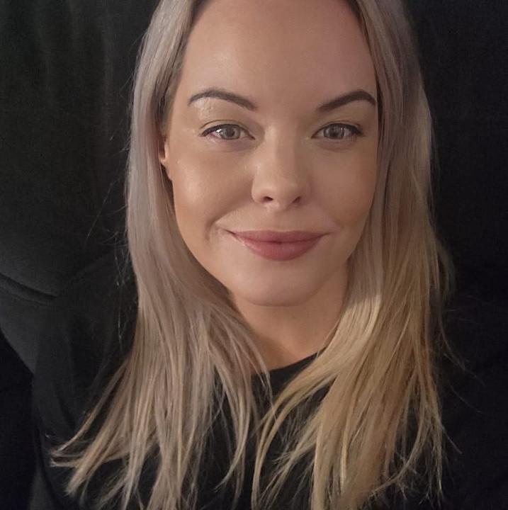 Laura Jones