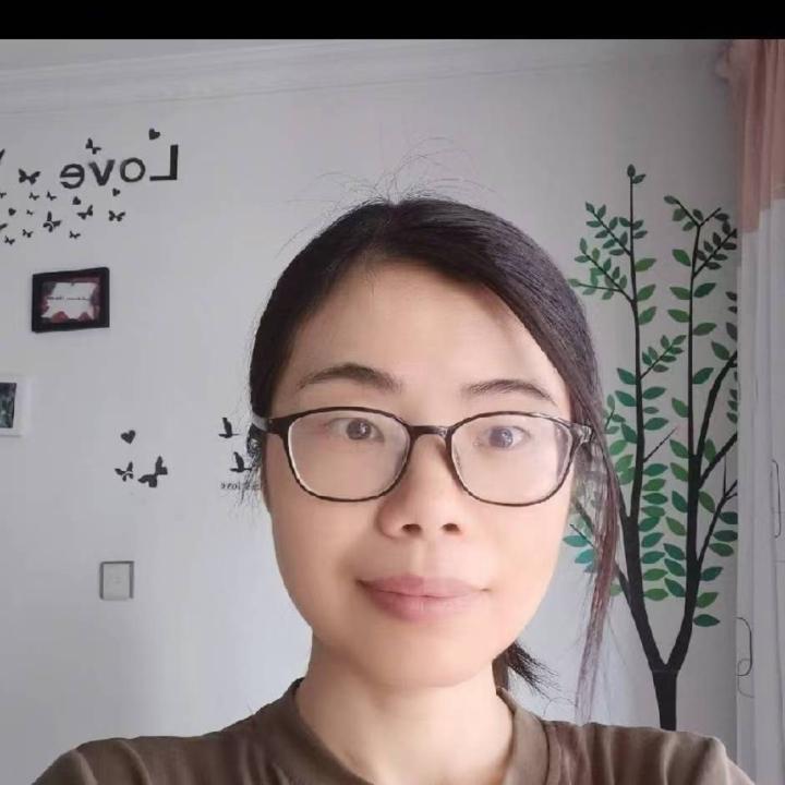 Cecilia Hong