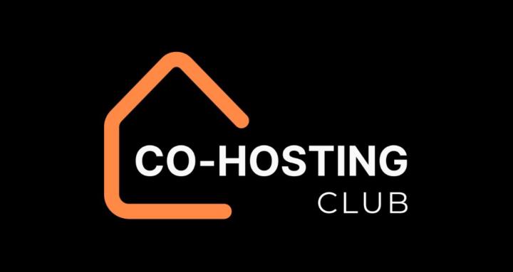 The Airbnb Co-Hosting Club 💻
