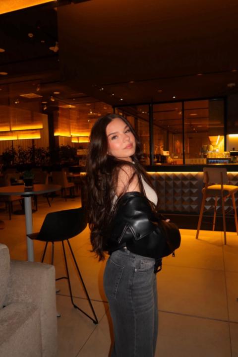 Denis-Valentina Amzulescu