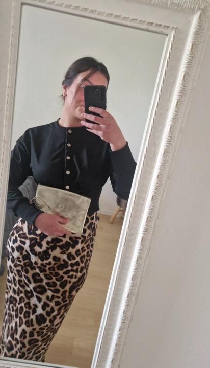Aurelie Deltombe