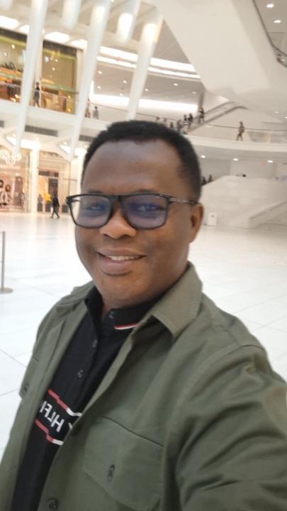 Sam Onafowokan