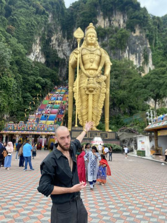 ✍️This is not an intro post, this is my story... (it's long, so take a sit to read it)