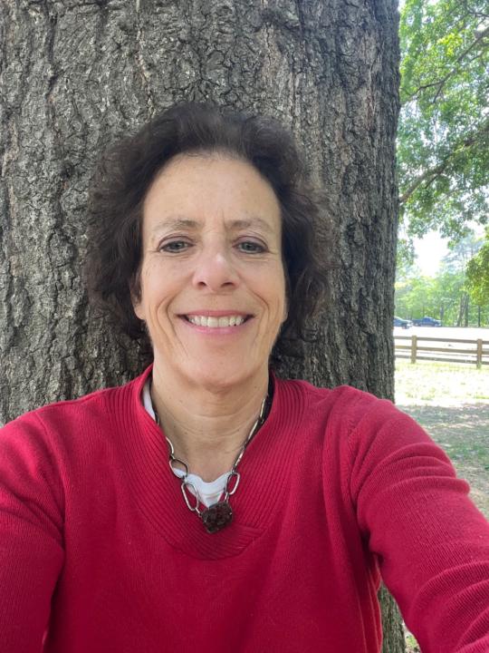 DeeAnn Macomson