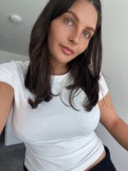 Karmen Lewis