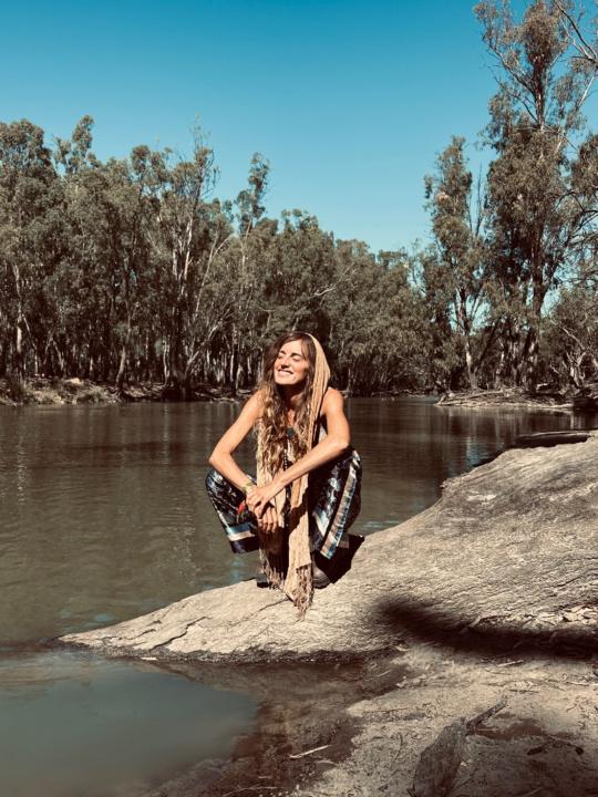 Gracie Lotus River Rock