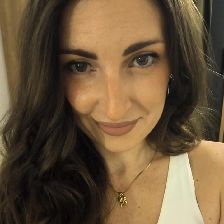 Alessandra Dst