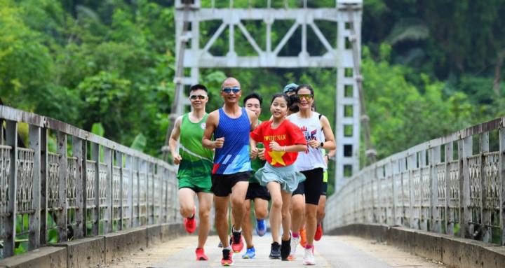 Chạy cùng LÊ THÀNH SƠN