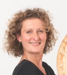 Susannah Darling Khan