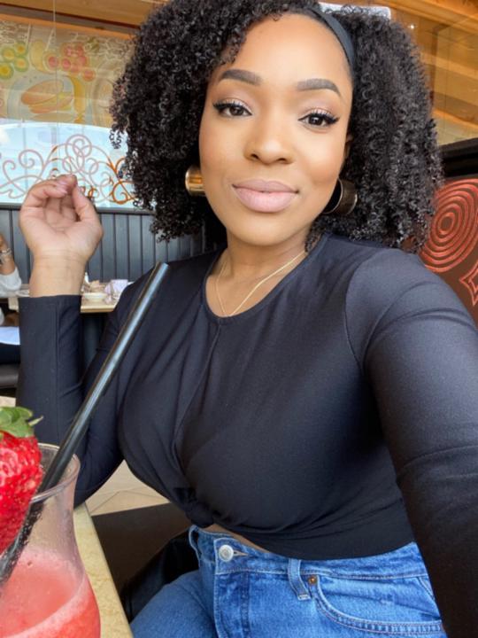 Alysha Domize