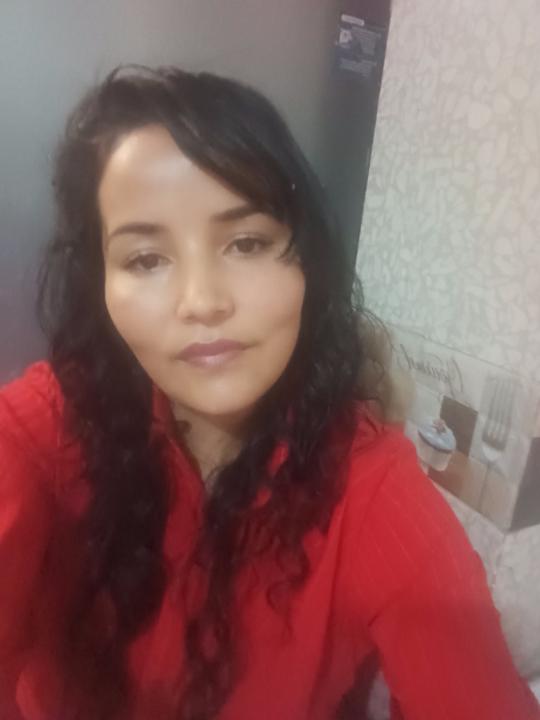 Andrea Lara