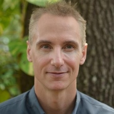 Daniel Lewis