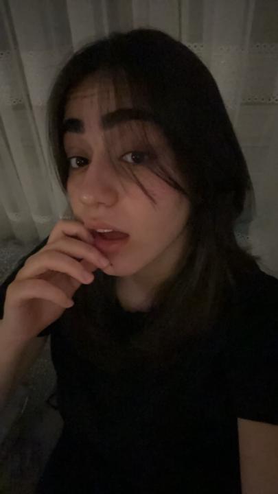 Melek Demir