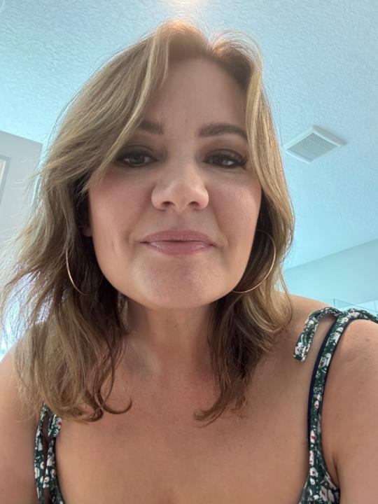 Ella D