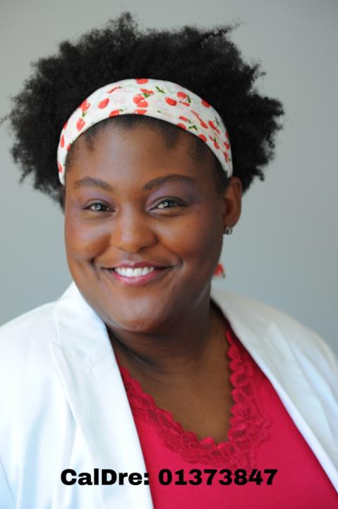 Valencia Simmons
