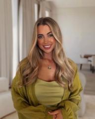 Suzi Angelina