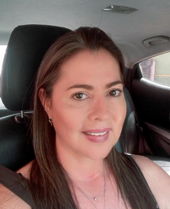 Claudia mireya Polania conde