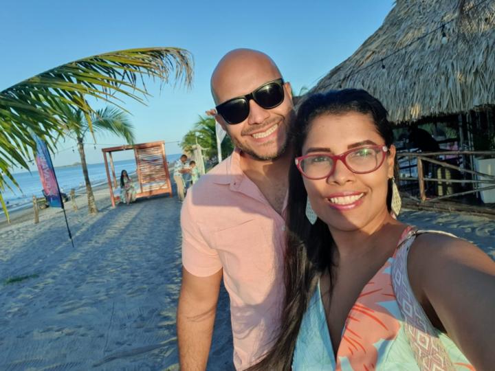 Kenia Marin y Moises Lopez