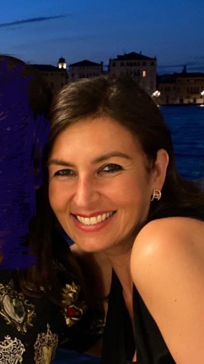 Dr. Yasmin Largiadèr