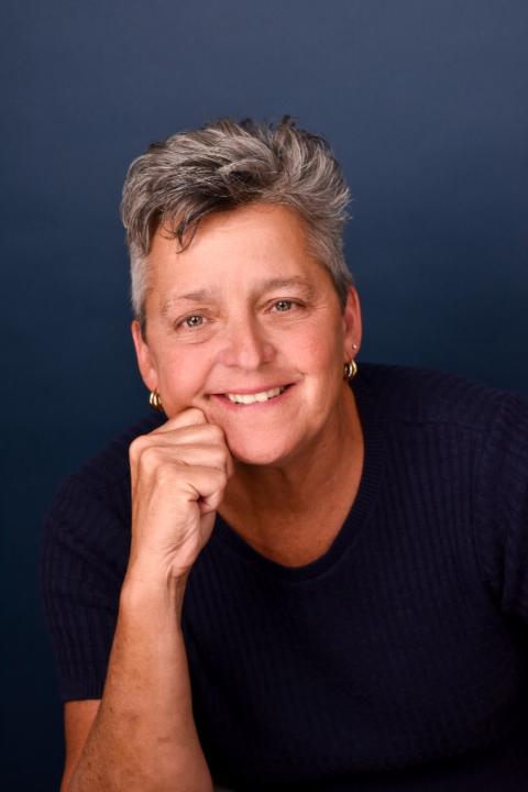Jacqueline Muñiz Groenendyk
